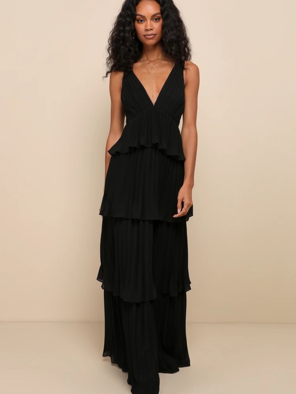 Lulu's Black Tiered V-Neck Maxi Dress